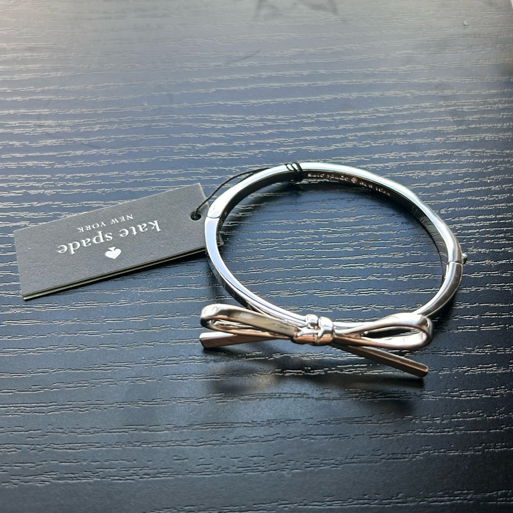 Kate Spade silver bow bracelet
